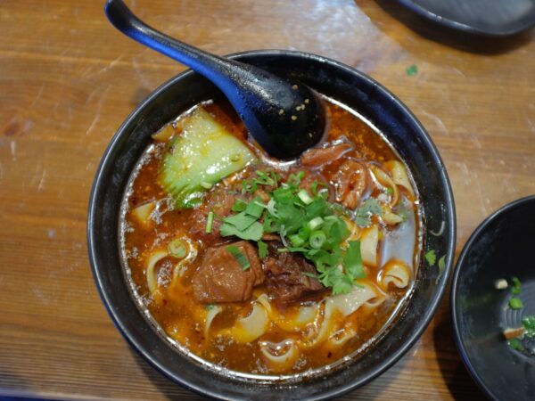 Dakdoritang – Koreaanse pittige kipstoofpot