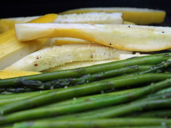Lente frittata met asperges en geitenkaas