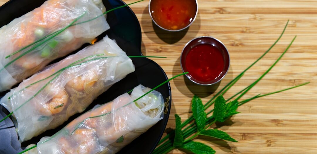 Vietnamese Fresh Spring Rolls with Shrimp