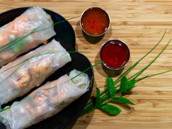 Vietnamese Fresh Spring Rolls with Shrimp